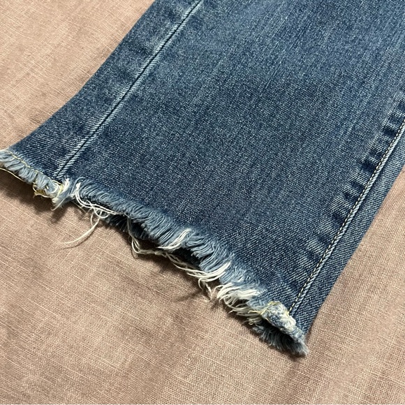 Pilcro Anthropologie Slim Boyfriend Jeans Size 31/12 Raw Hem Relaxed Distressed - Picture 4 of 9